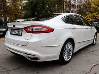 Ford Mondeo foto 5