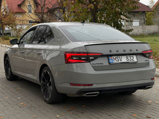 Skoda Superb foto 4