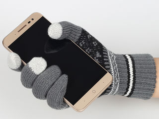 Тёплые перчатки для сенсорных экранов foto 3