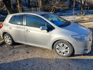 Toyota Auris foto 2