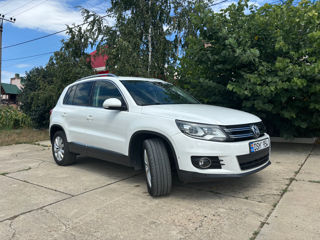 Volkswagen Tiguan foto 2