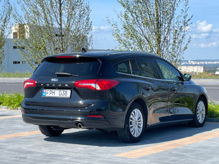 Ford Focus foto 6