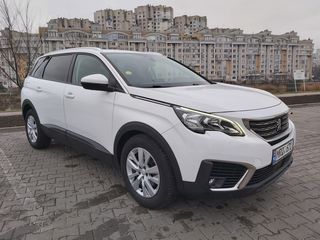 Peugeot 5008 foto 3