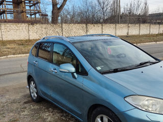 Honda FR-V foto 3