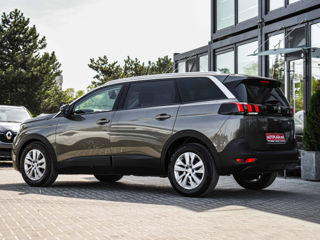 Peugeot 5008 foto 2