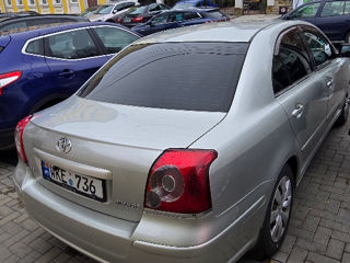 Toyota Avensis foto 5