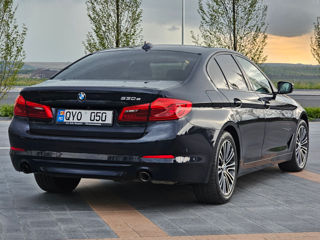 BMW 5 Series foto 7