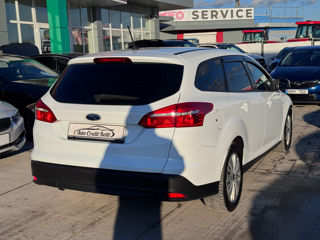 Ford Focus foto 4