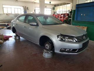 Dezmembrez VW Passat B7 EU Sedan/Universal 1.6-2.0Tdi Piese auto Motor Cutie Aripa Usa Capot