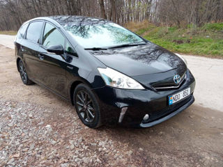 Toyota Prius + foto 2