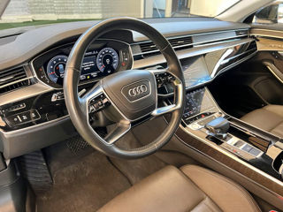 Audi A8 foto 9