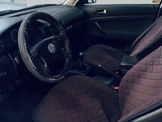 Volkswagen Passat foto 4