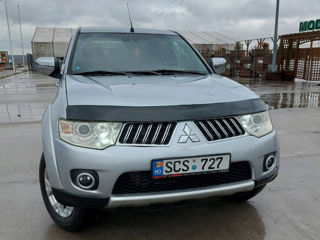 Mitsubishi L200 foto 3