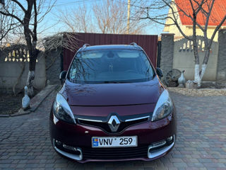 Renault Grand Scenic foto 3