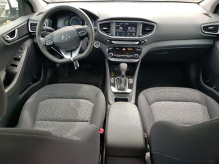 Hyundai IONIQ foto 8