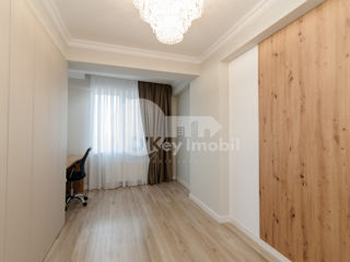 Apartament cu 3 camere, 76 m², Buiucani, Chișinău foto 8