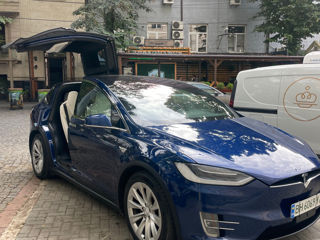 Tesla Model X foto 4