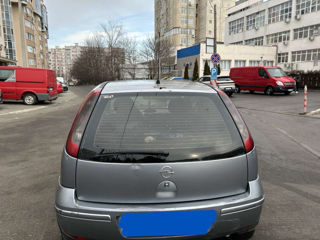 Opel Corsa foto 3