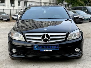 Mercedes C Class foto 2