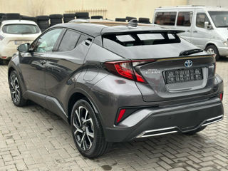 Toyota C-HR foto 6