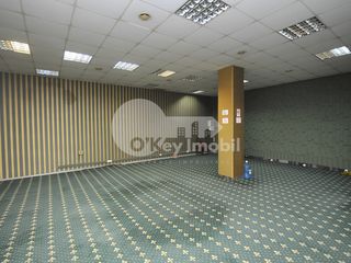 Spațiu comercial spre chirie, str. Negruzzi, Centru, 102 mp, 900 € ! foto 2