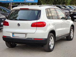 Volkswagen Tiguan foto 3