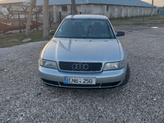 Audi A4 foto 6