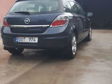 Opel Astra foto 2