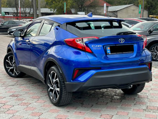 Toyota C-HR foto 3