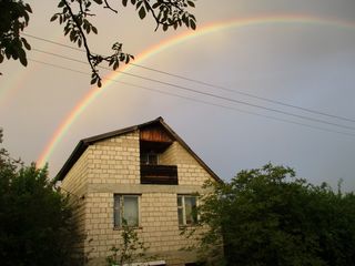 Lângă castelul Stati. Casă capitală, fântână, lot 12 ari. Suburbia apropiată a Chișinăului foto 1