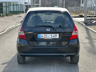 Honda Jazz фото 4