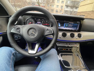 Mercedes E-Class foto 4