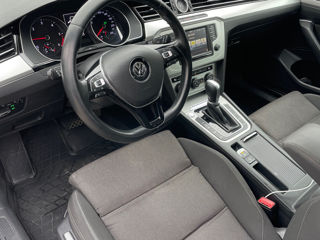 Volkswagen Passat foto 9