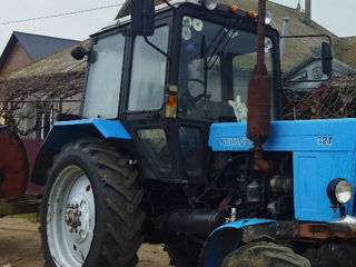 Vînd tractor Mtz 82.1 cu plug și prițep foto 3