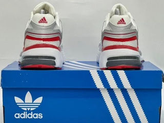 Кроссовки мужские Adidas foto 4