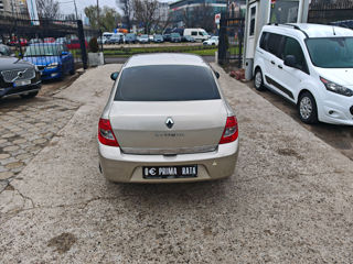 Renault Clio Symbol foto 7