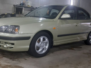 Hyundai Elantra foto 2