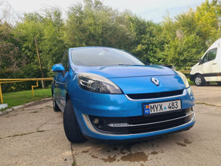 Renault Grand Scenic foto 1