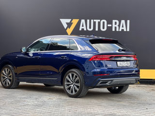 Audi Q8 foto 6