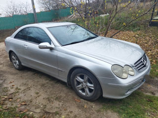 Mercedes C-Class foto 2