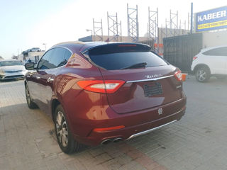 Maserati Levante foto 9