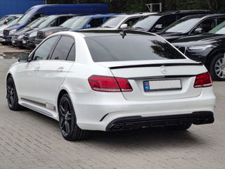 Mercedes E-Class foto 5