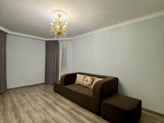 Apartament cu 2 camere, 60 m², Centru, Chișinău foto 3