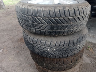 Anvelope iarna 185/65 r15 foto 5