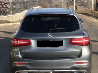 Mercedes GLC foto 5