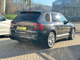 Porsche Cayenne foto 4