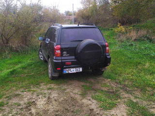 Toyota Rav 4 foto 5