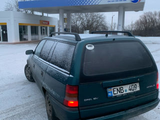 Opel Astra foto 4