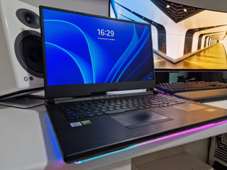 Продам игровой Asus ROG Strix SCAR 17 G732LXS