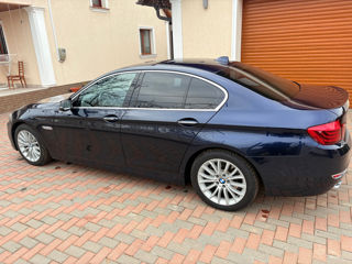 BMW 5 Series foto 3